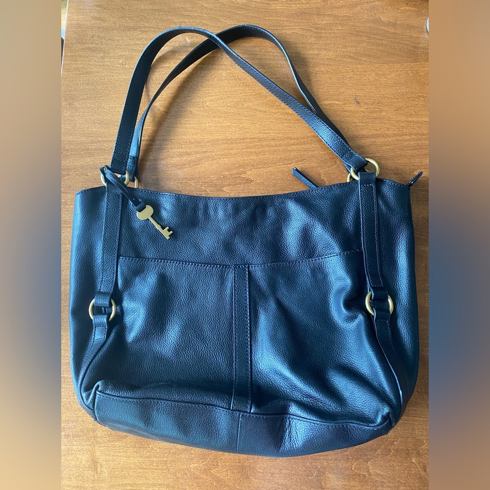 Black Fossil shoulder tote